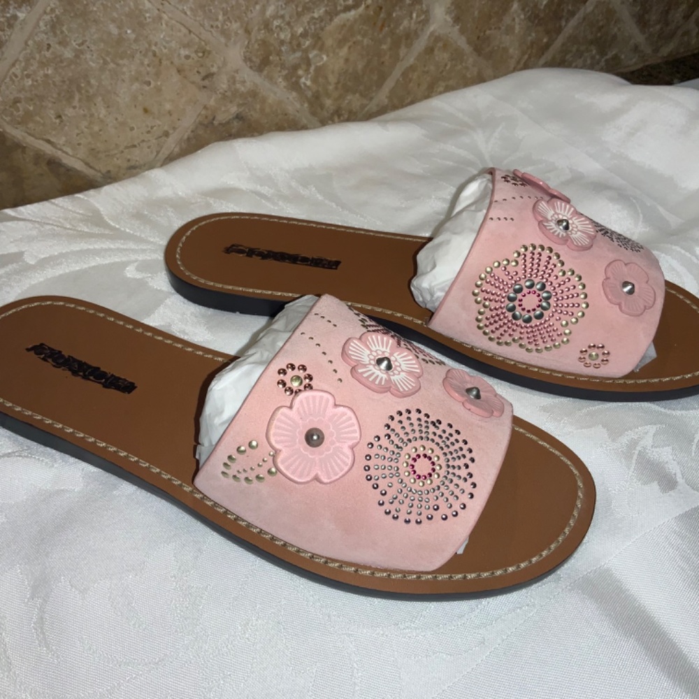 Coach Rivet Tea Rose Slide Sandal in Peony Sz 9.5 - Picture 3 of 7